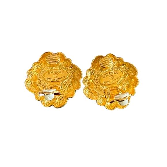Vintage Chanel CoCo Marc Faux Pearl Earrings! Clip-on*Beautiful*24K Plated Braid - Picture 3 of 3